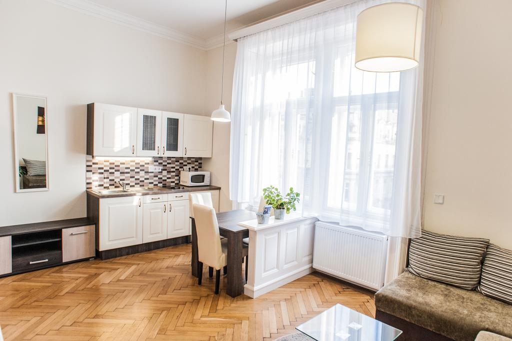 All In Apartman Budapest Szoba fotó